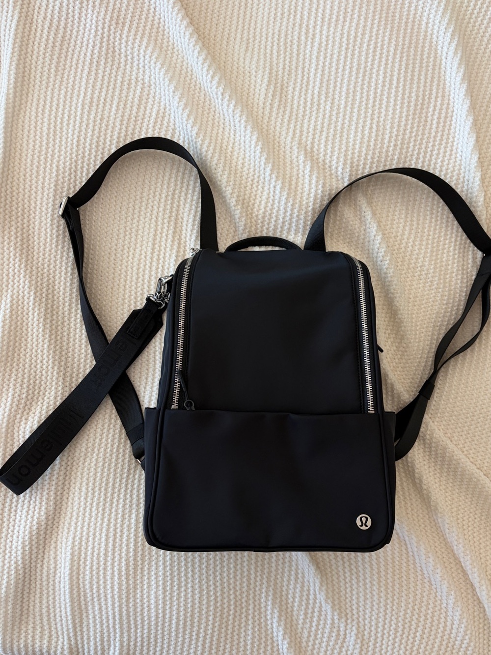 Lululemon City Essentials Small Backpack 10L - Picture 4 of 6
